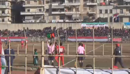 Έπαιξαν ποδόσφαιρο στο Χαλέπι μετά από 5 χρόνια  (βίντεο)